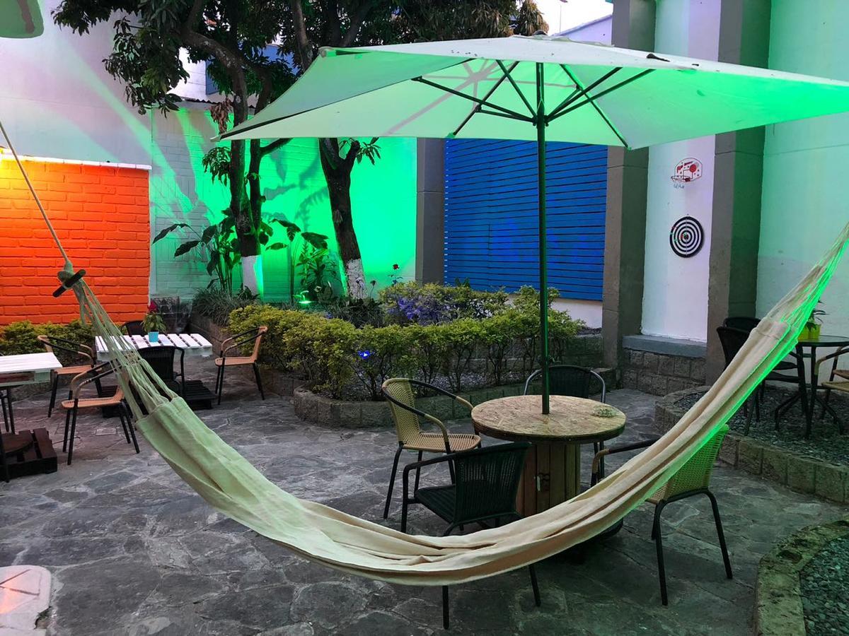 Backpackers Inn Medellín Eksteriør billede